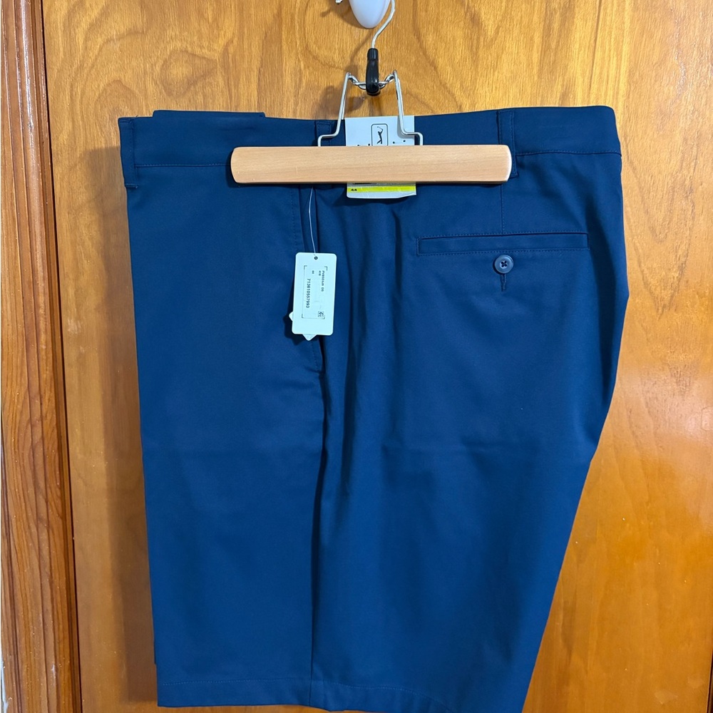 NWT Men’s PGA Tour Active Gripper Black Iris 44” waist